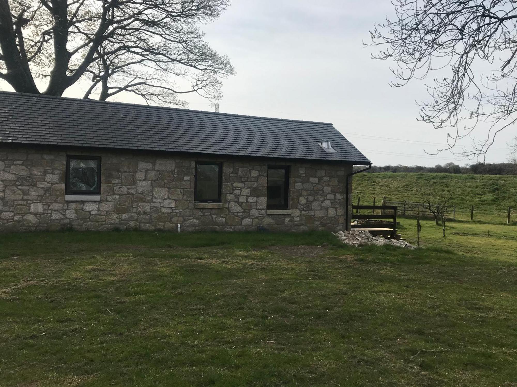 The Stables Near Glasgow Balmore Екстериор снимка